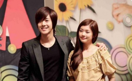 Are Korean Superstars Jung So-min And Kim Hyun-Joong Dating Each Other